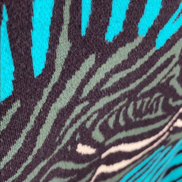 EUC BR Issa Collection Zebra Sweater Dress - Picture 14 of 14